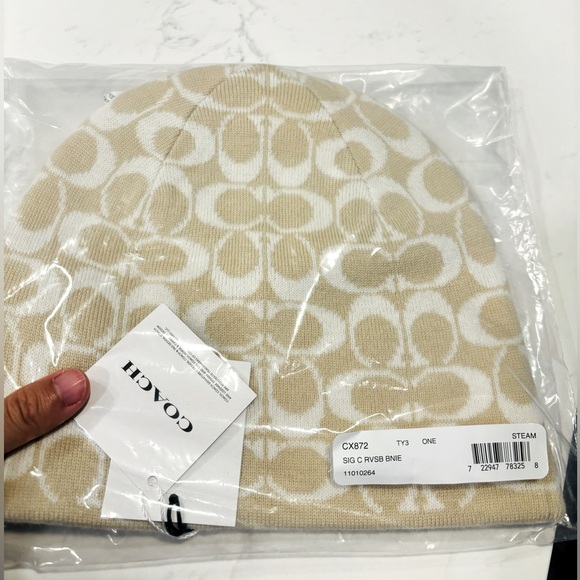 Coach Monogram Reversible Beanies - New With Tags - Black and Steam - Picture 2 of 7